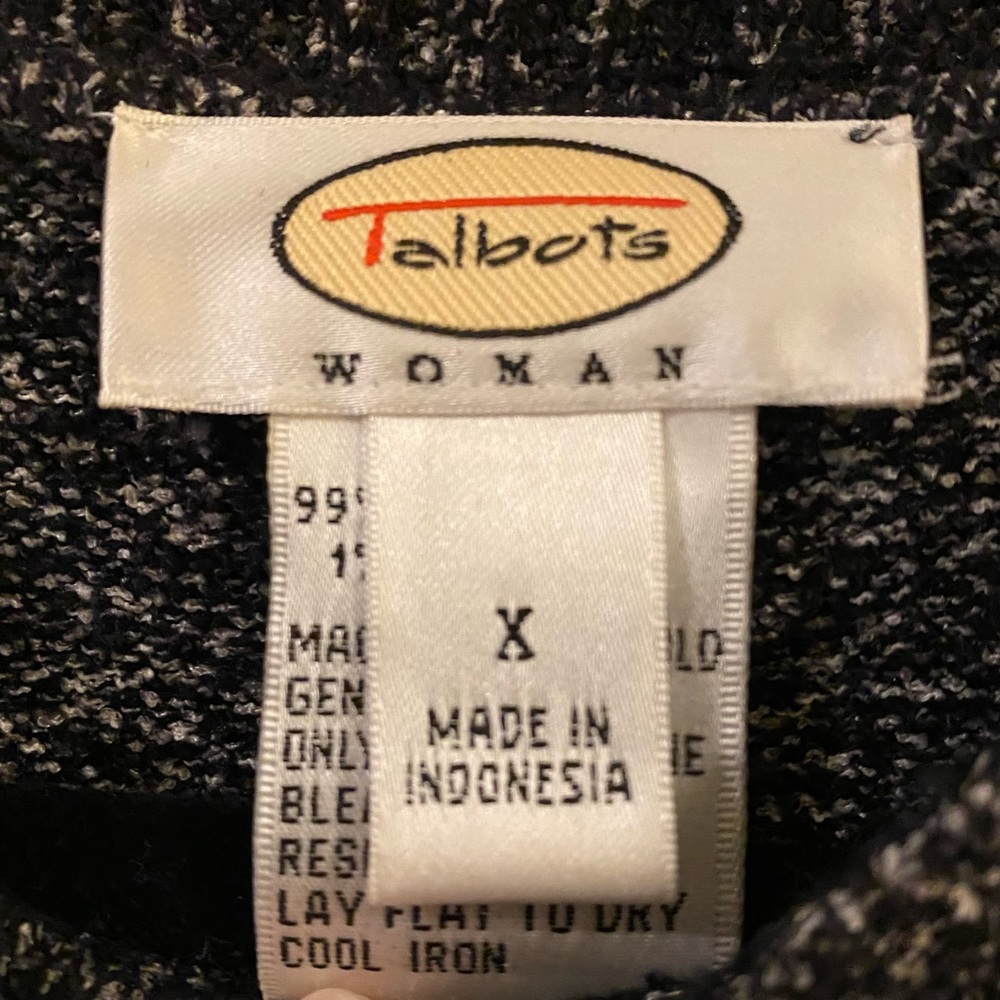 Talbots Woman crew neck sweater. SZ X - Picture 4 of 5